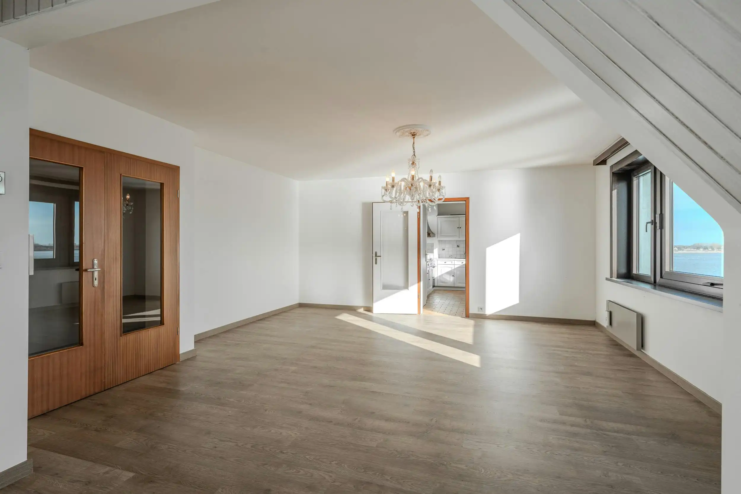 Ruim appartement met prachtig open zicht op de Spuikom foto 7