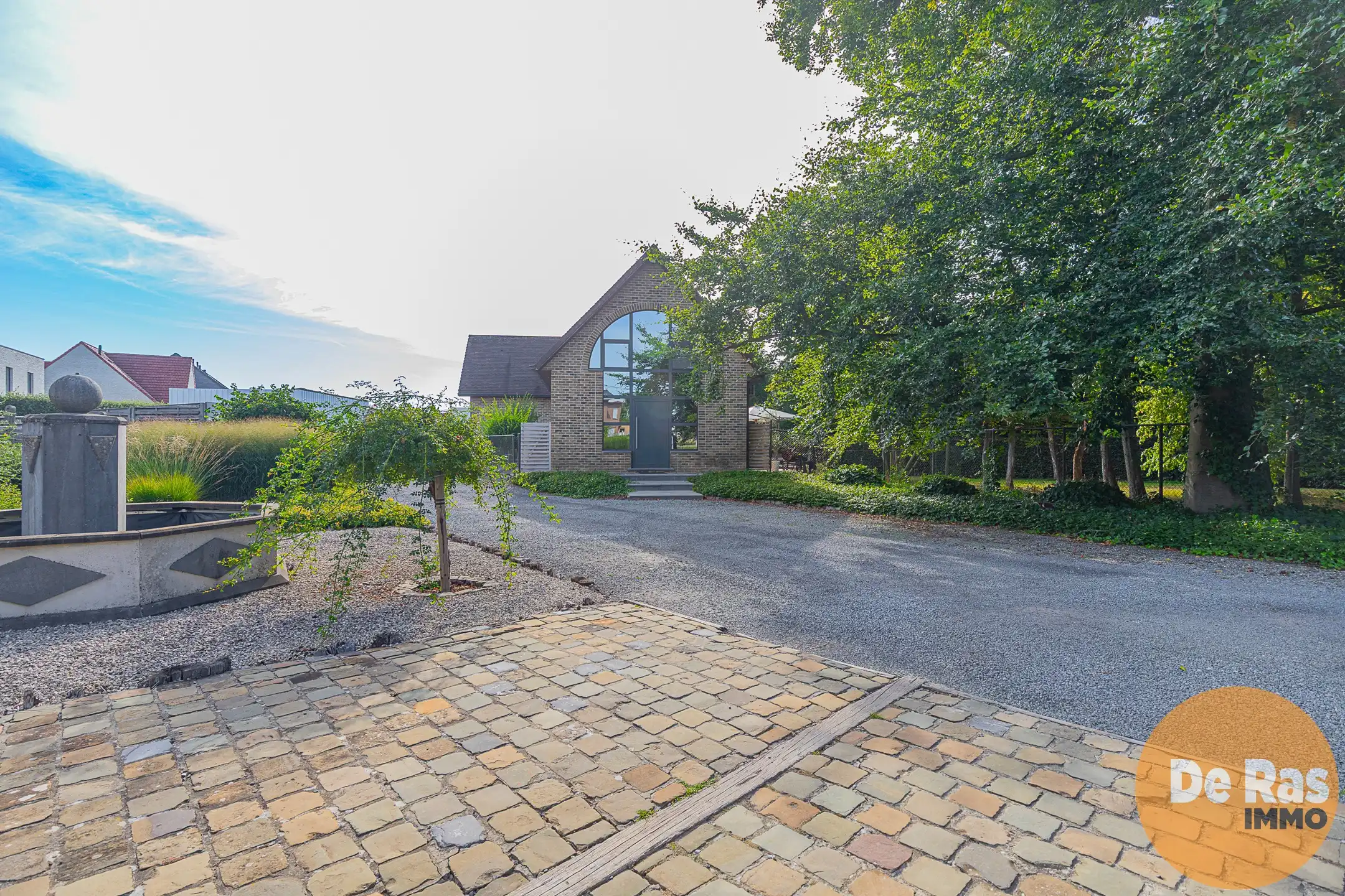 HERZELE – Multifunctionele loods met villa foto 26