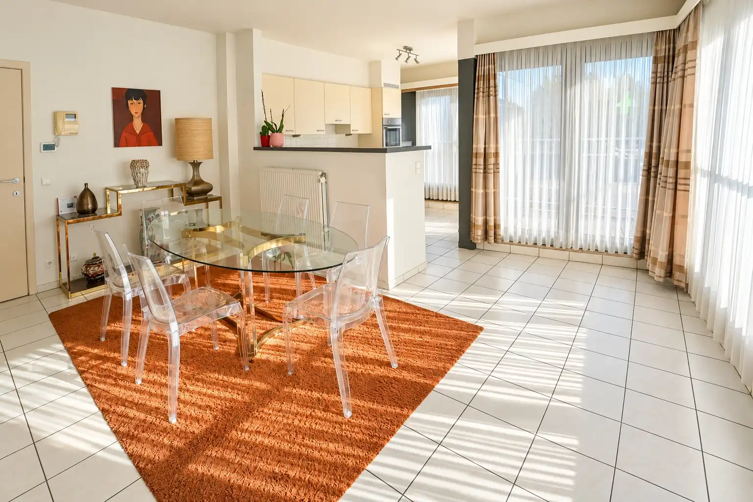Lichtrijk 2slpk-appartement met terras! foto 4