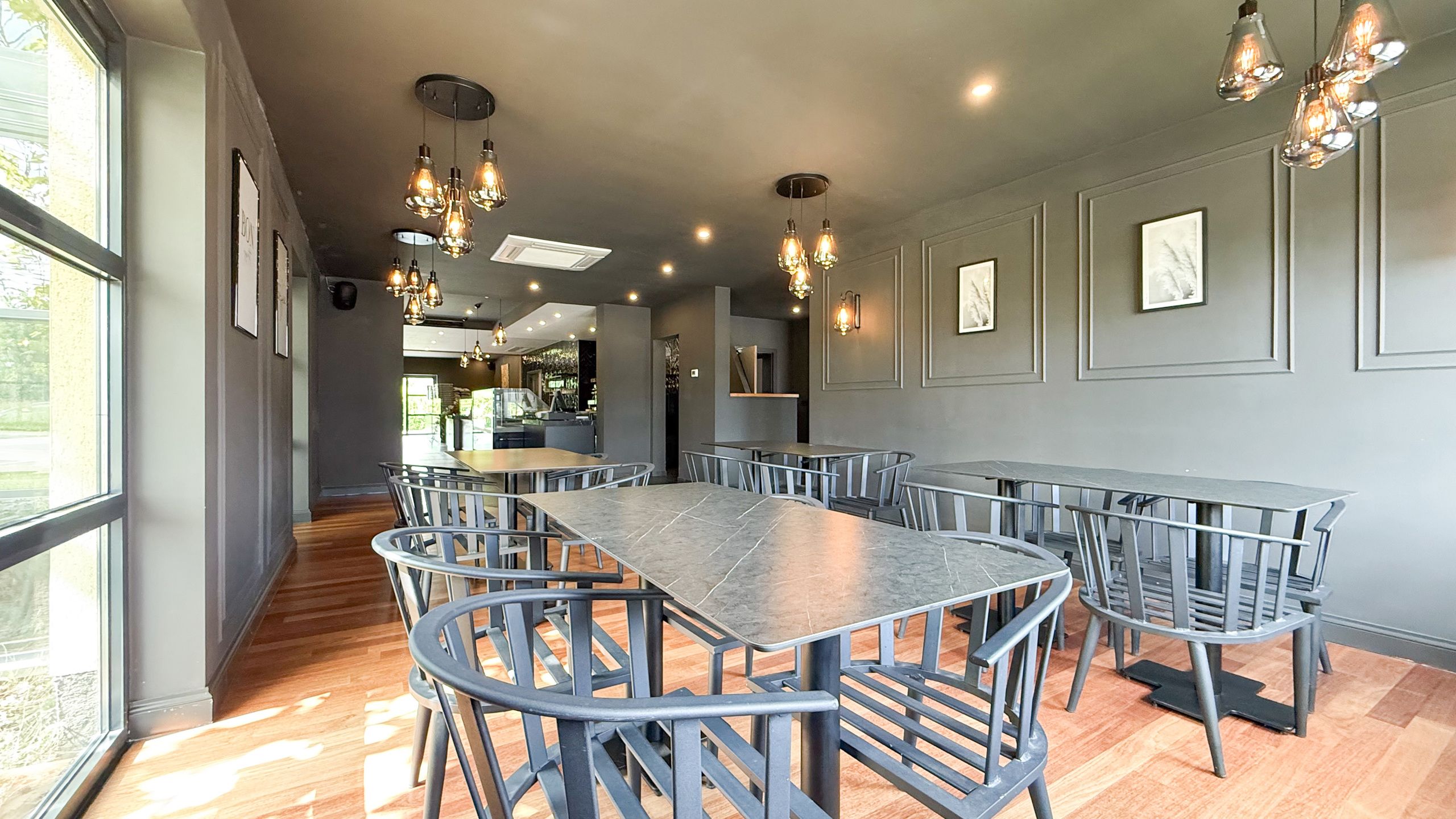 Prachtig handelspand met woonst op toplocatie (40are grond)! foto 4