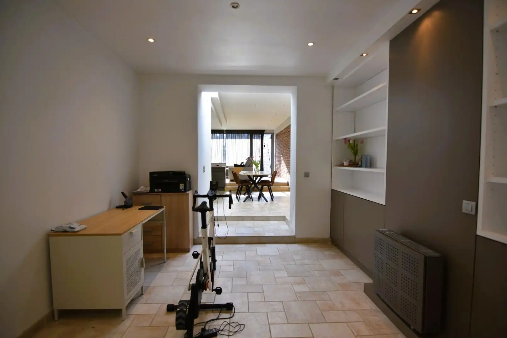 Toffe woning in rustige straat foto 6