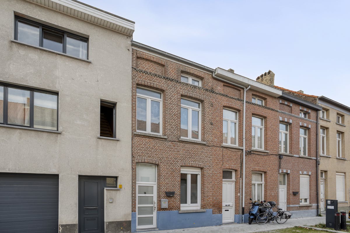 Gezellige stadswoning met tuin en 4 slaapkamers in Mechelen foto 2