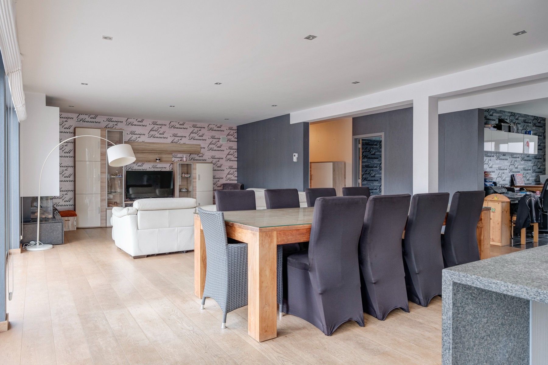 Riant gelijkvloers appartement met tuin op een boogscheut van Hasselt! foto 11