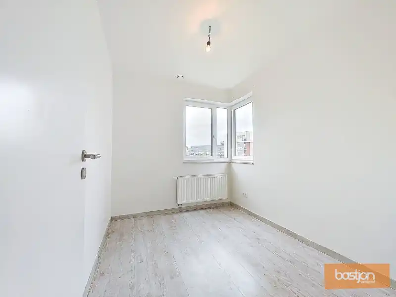 Energiezuinige woning met tuin (EPC A) te Kortrijk foto 7