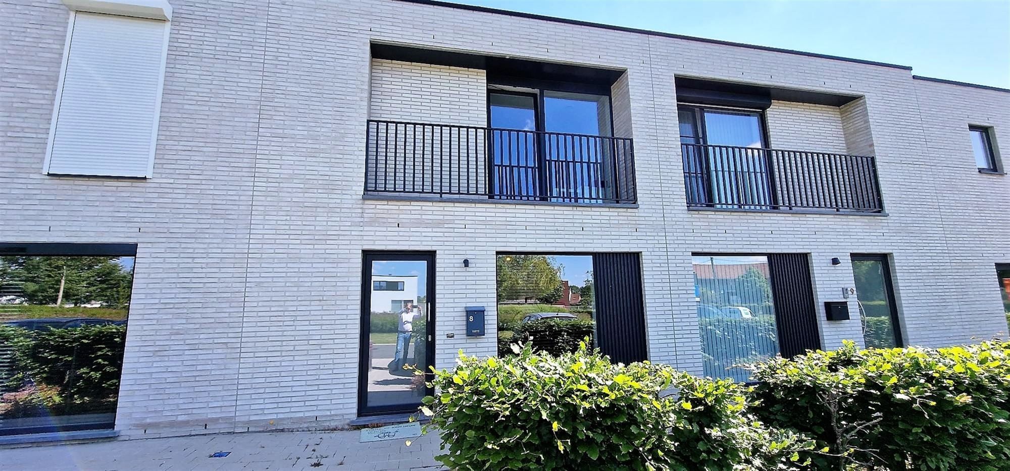 Huis foto {{pictureIndex}}