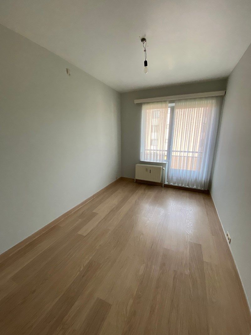 Instapklaar appartement te Lummen centrum foto 10