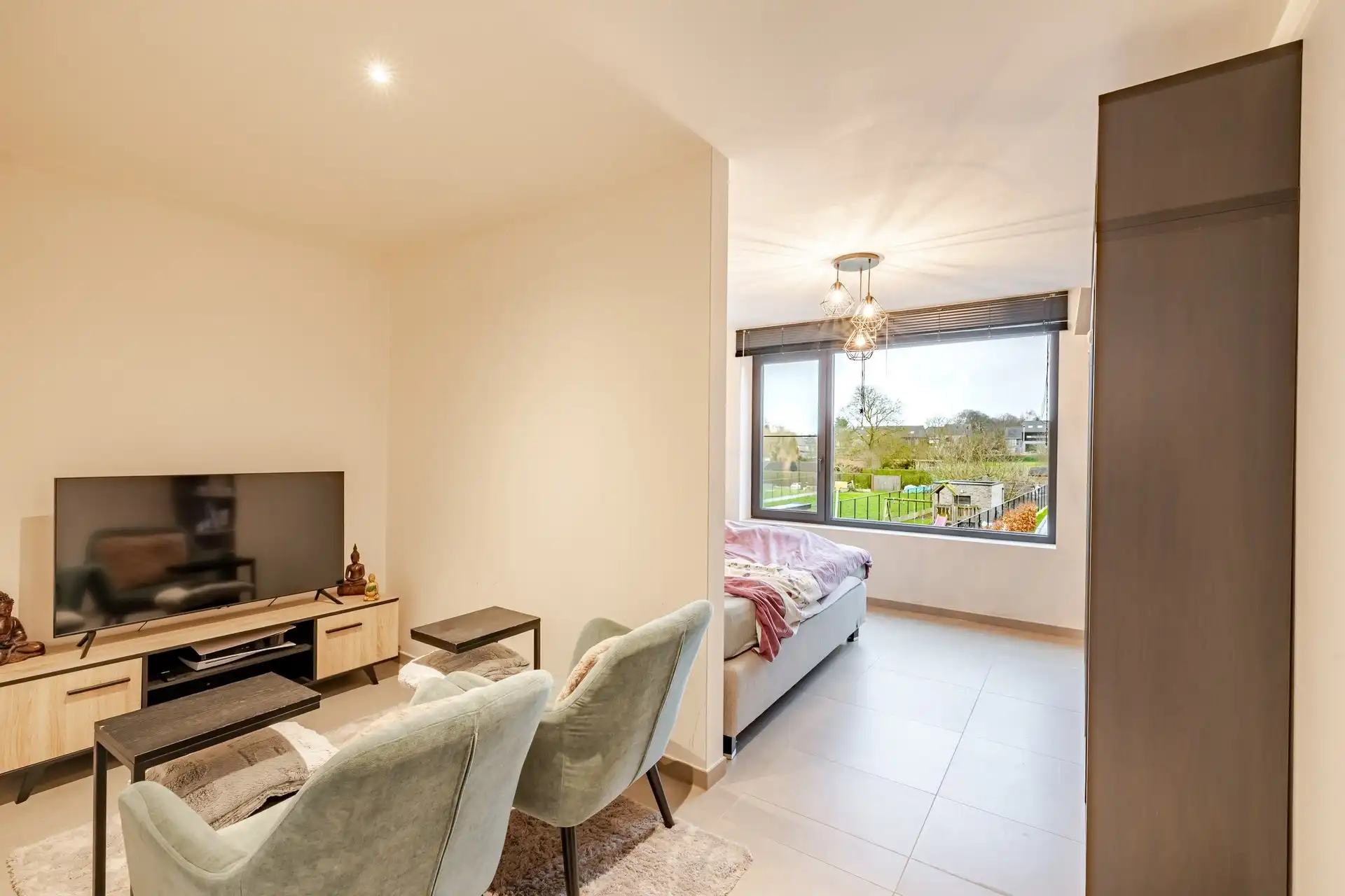 Ruime energiezuinige woning (2022) met 5 slaapkamers en zonnige tuin foto 15