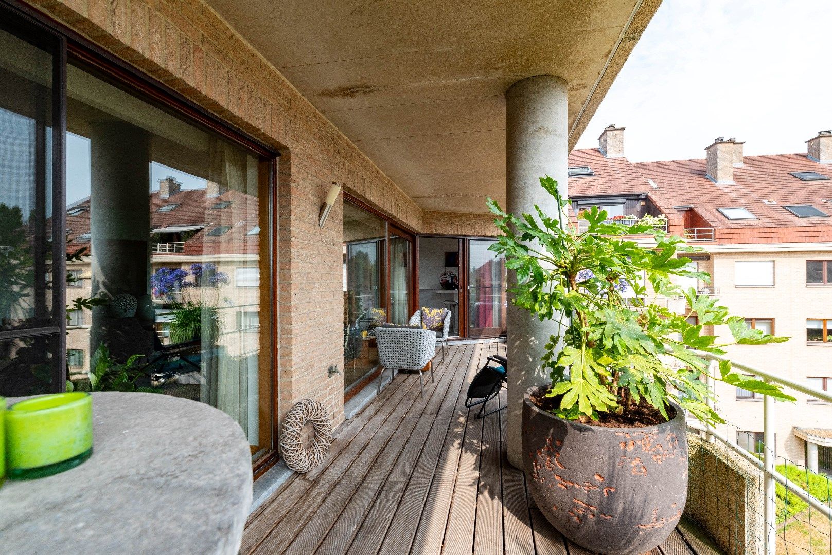 Ruim appartement met terras foto 16