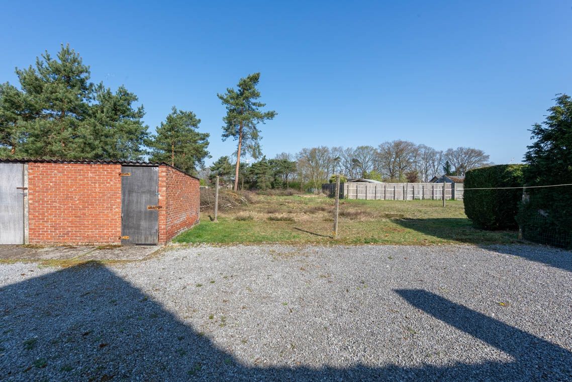 32are 86ca, 30 meter straatbreedte, zeer rustige locatie, velden en natuur foto 27