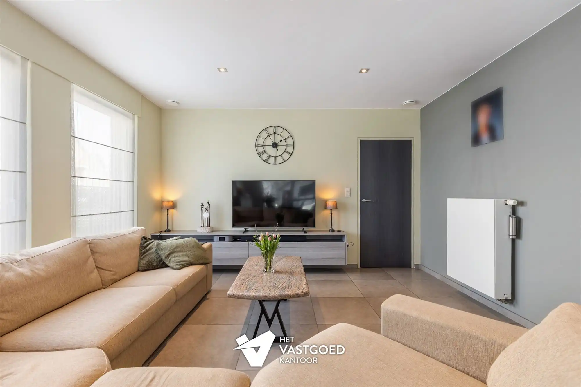 PERFECT ONDERHOUDEN GEZINSWONING MET 3 SLAAPKAMERS OP 7A27CA IN HET RUSTIGE KORSPEL foto 4