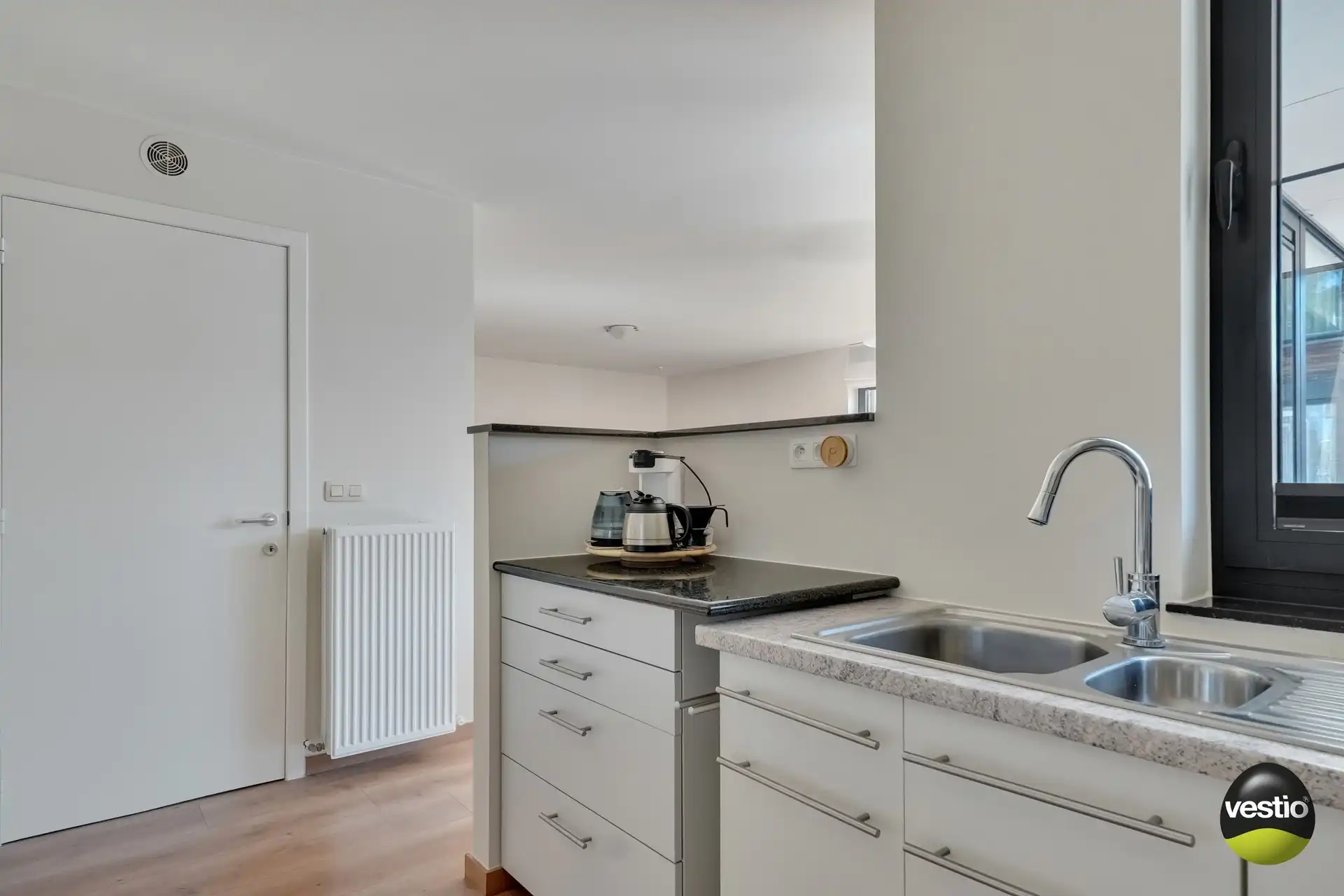 GOED GELEGEN APPARTEMENT 120 M² MET 3 SLAAPKAMERS foto 13