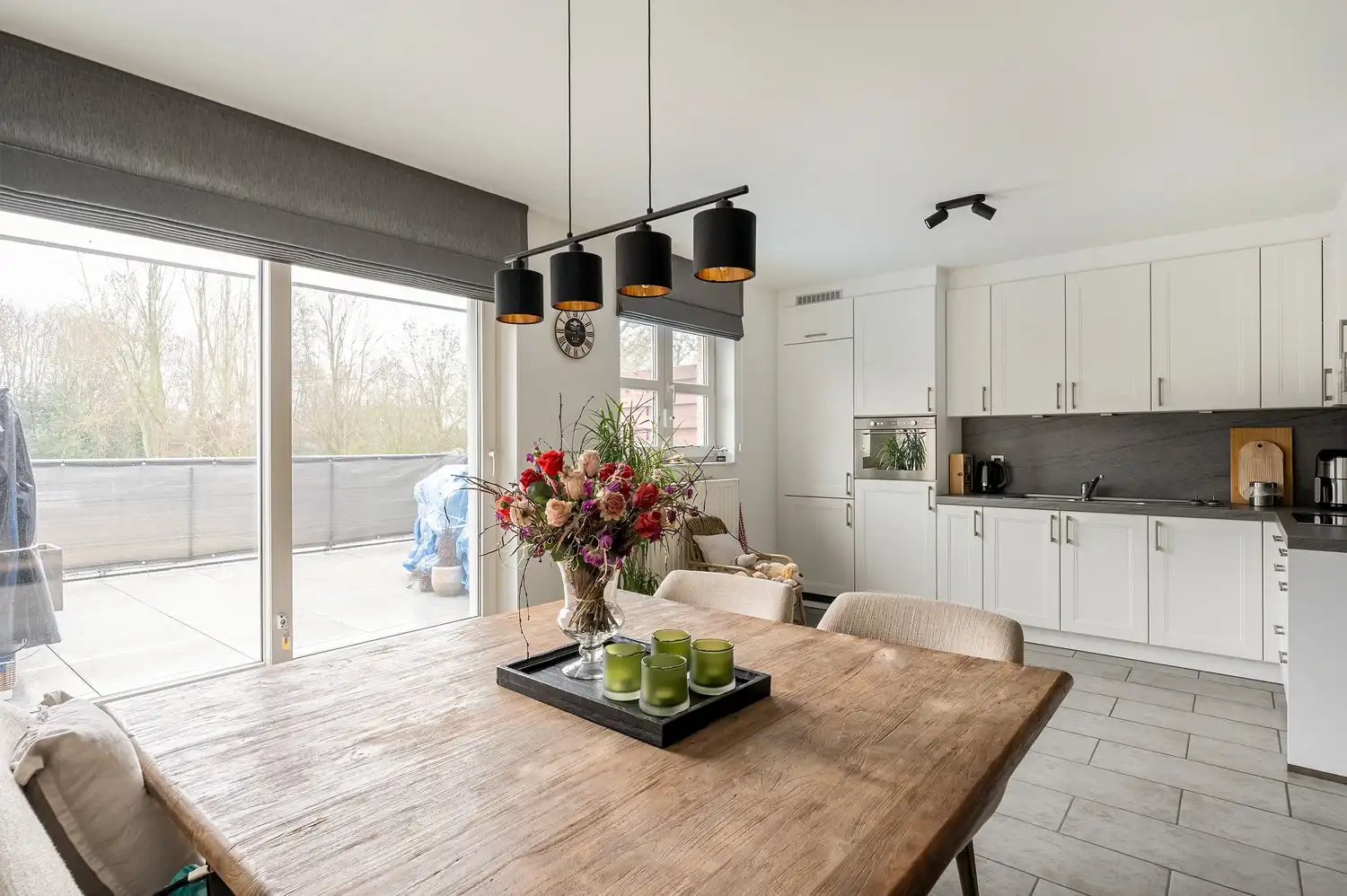 PRACHTIG INSTAPKLAAR APP I EPC = B I CENTRUM BERLAAR foto {{pictureIndex}}