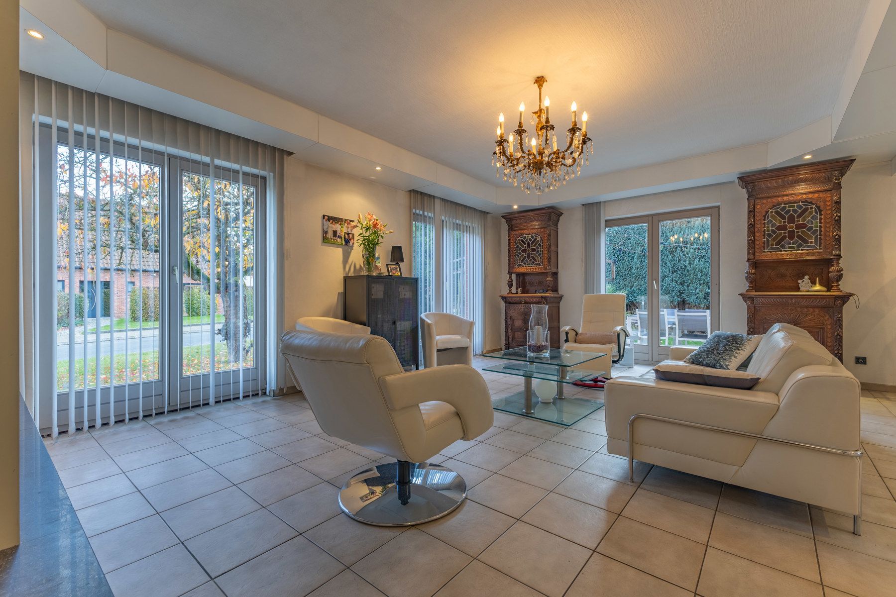 Prachtige villa met 6 slaapkamers in doodlopende straat foto 6