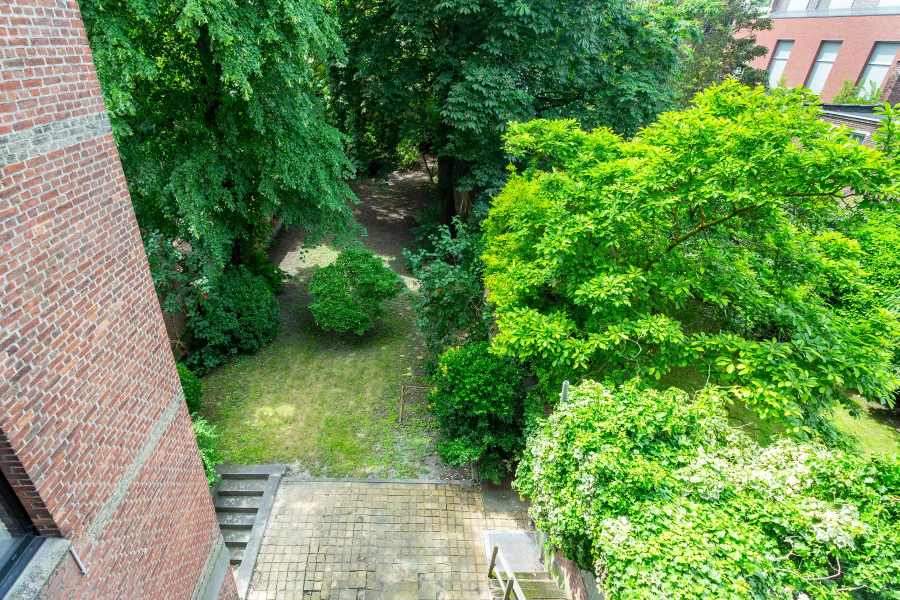 Karaktervol appartement met terras en tuin in Harmoniewijk foto 17