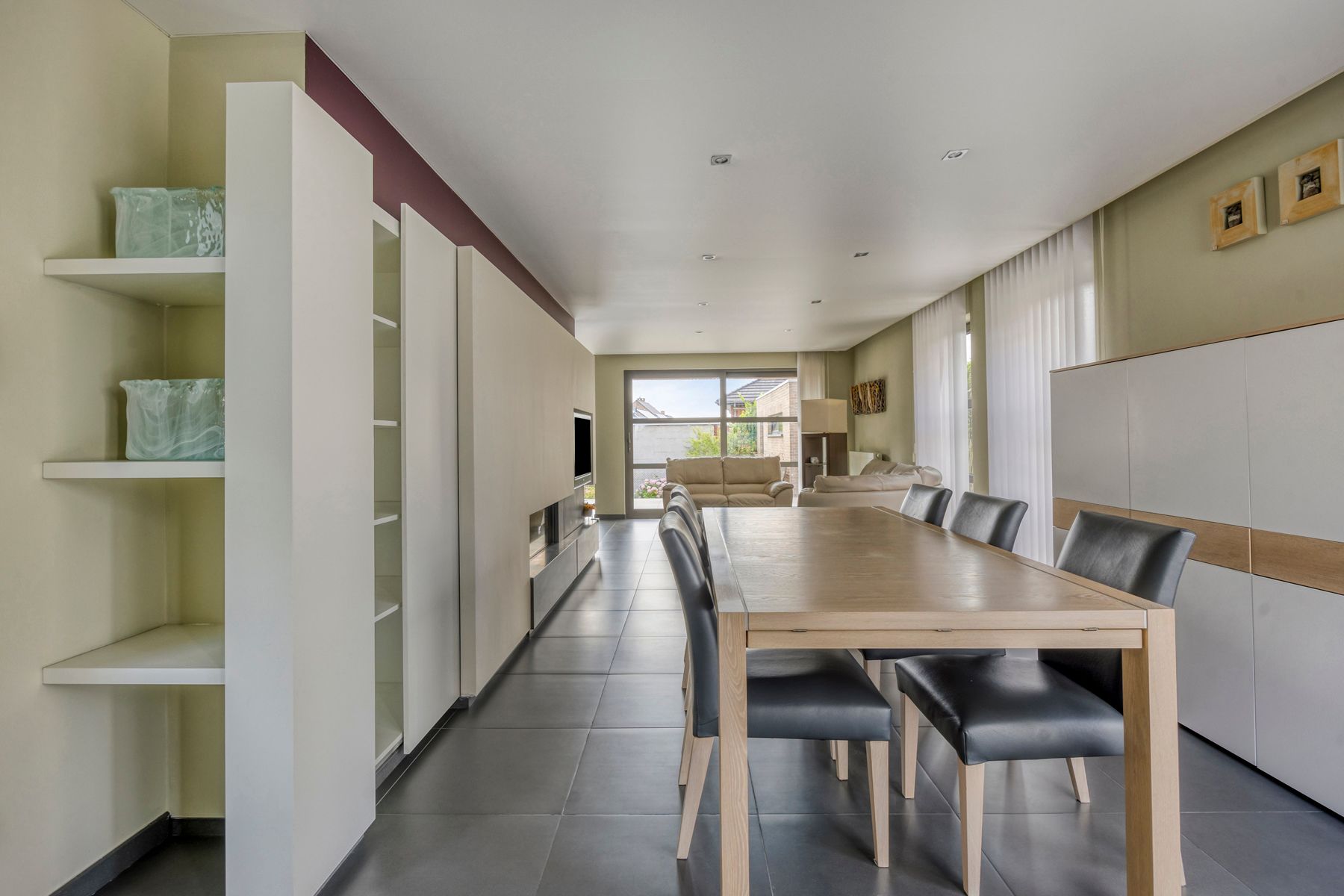 Instapklare HOB met 2 slaapkamers, garage en tuin! foto 4