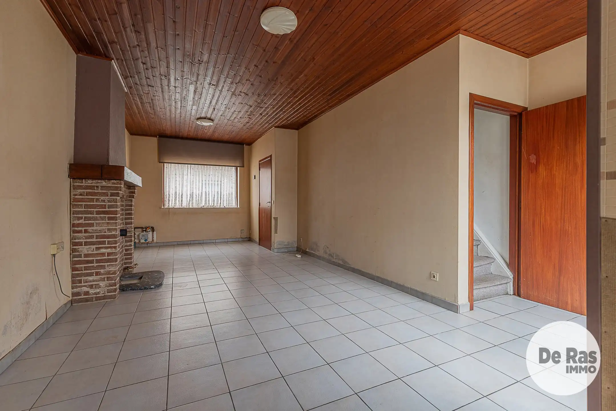 LEDE Centraal gelegen renovatiewoning met terras foto 8