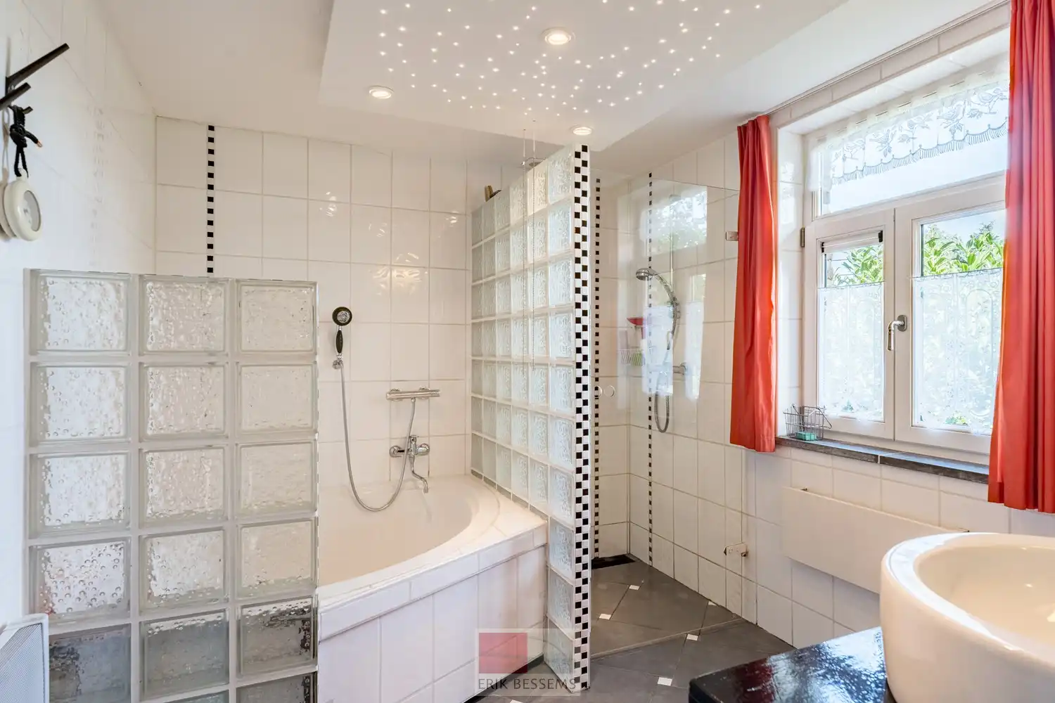 Huis te koop foto 12