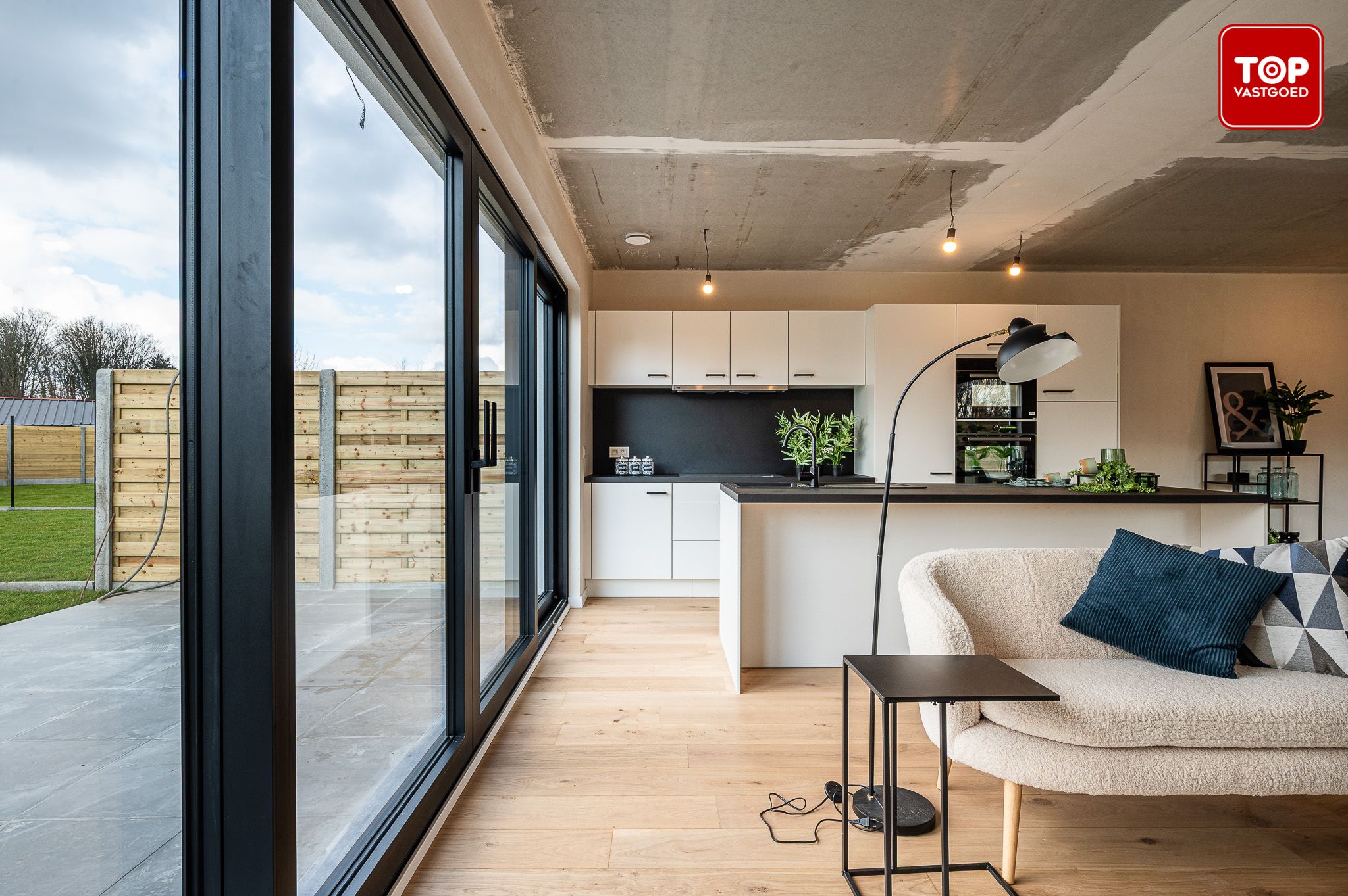 Energiezuinige Nieuwbouwwoning met 4 slaapkamers en leuke tuin.  foto 4
