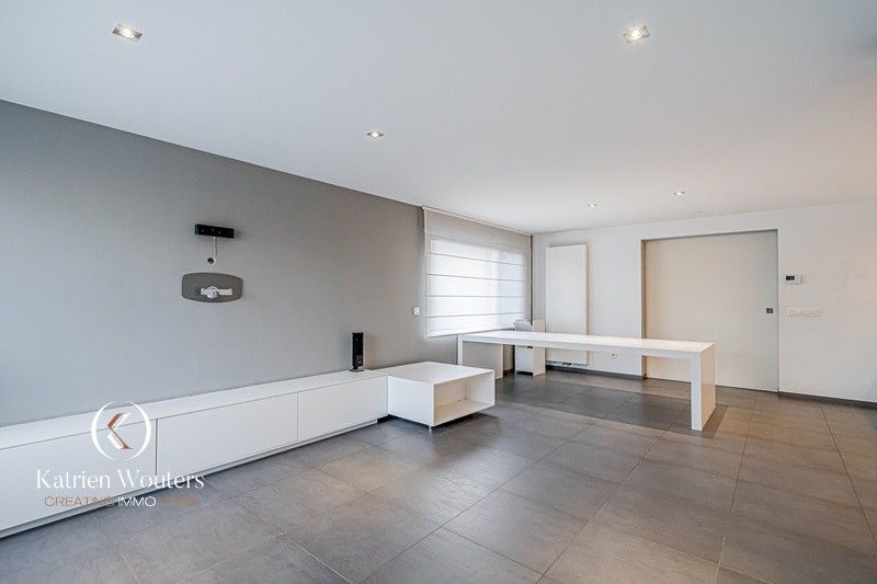 Gebouw voor gemengd gebruik met veel potentieel foto 5