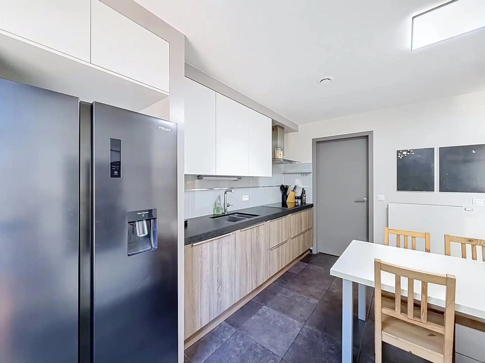 Luxe triplex met dubbele garage, 5 slaapkamers en 2 badkamers  in hartje Mol centrum foto 20