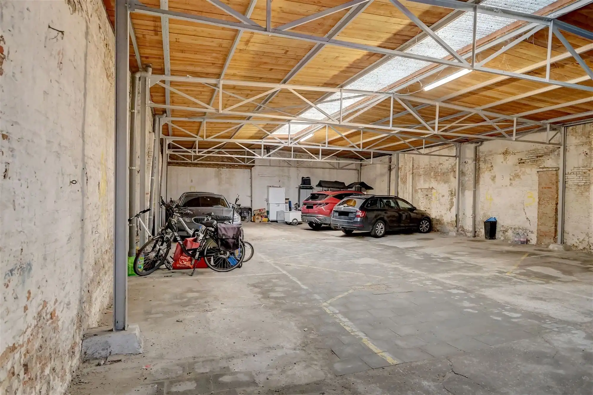 Opbrengsteigendom: 14 staanplaatsen in Mechelen foto 3