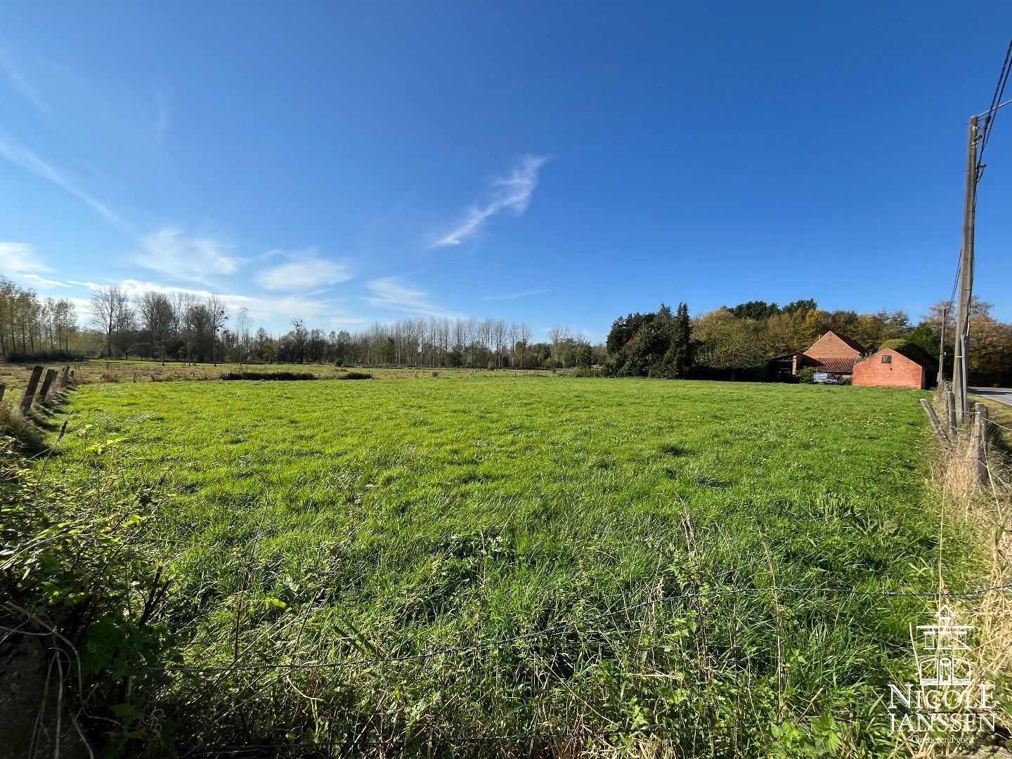 Authentieke, op te knappen hoeve in landelijke omgeving foto 9