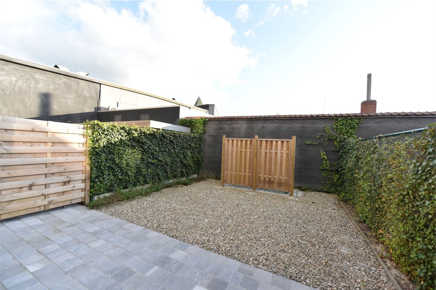 Goed gelegen recente woning nabij station | Marcel Couckestraat foto 7