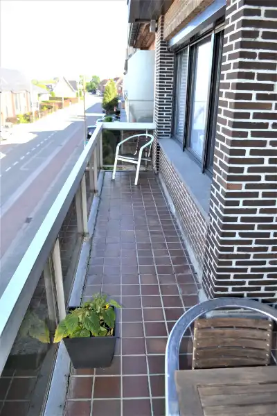 2 slaapkamer appartement met garage! foto 8