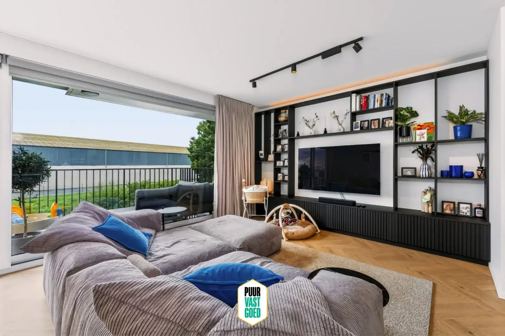 Recent, gezellig appartement met luxe en comfort foto 3