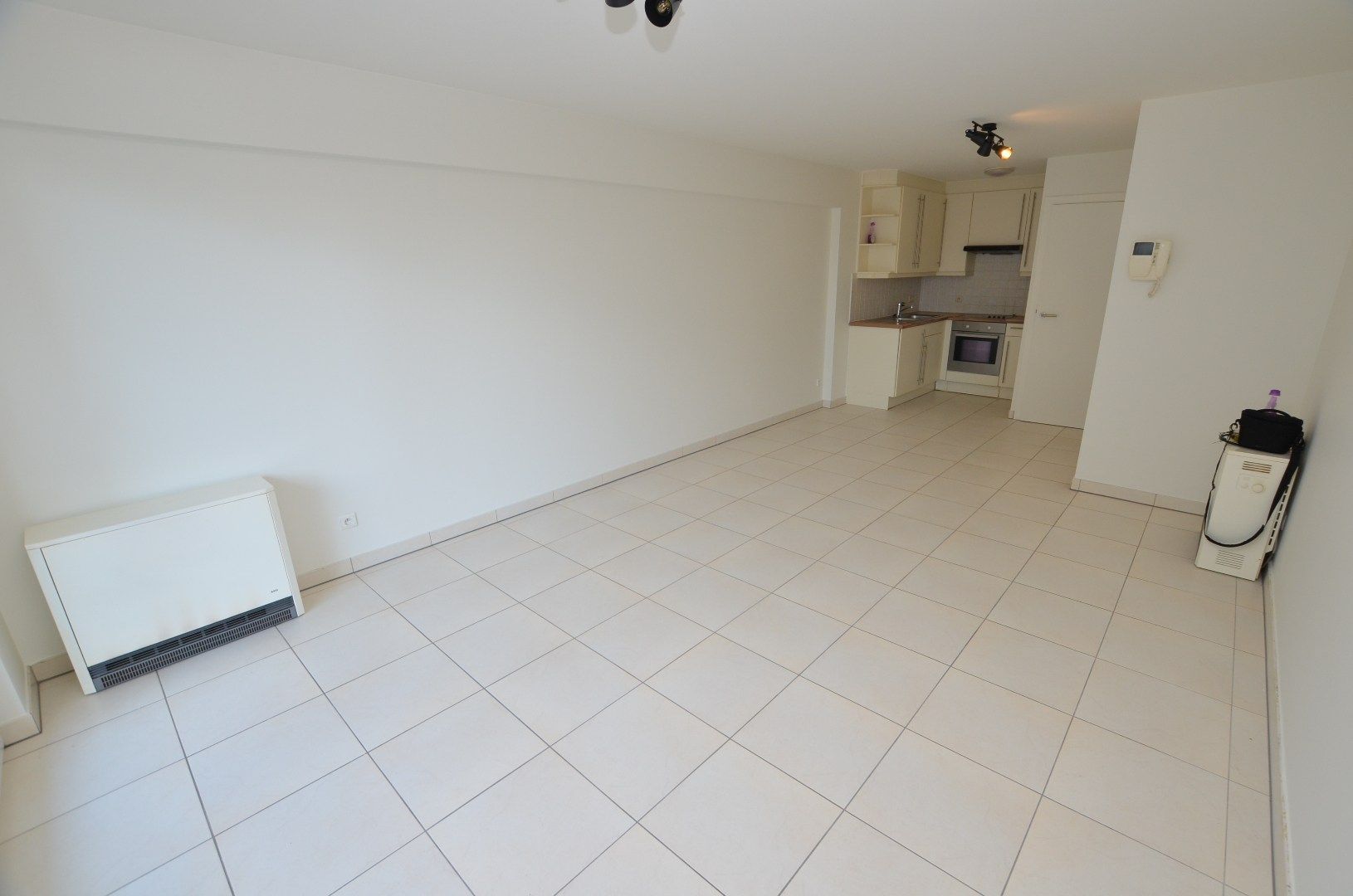 Instapklaar appartement (3de verdieping) foto 3