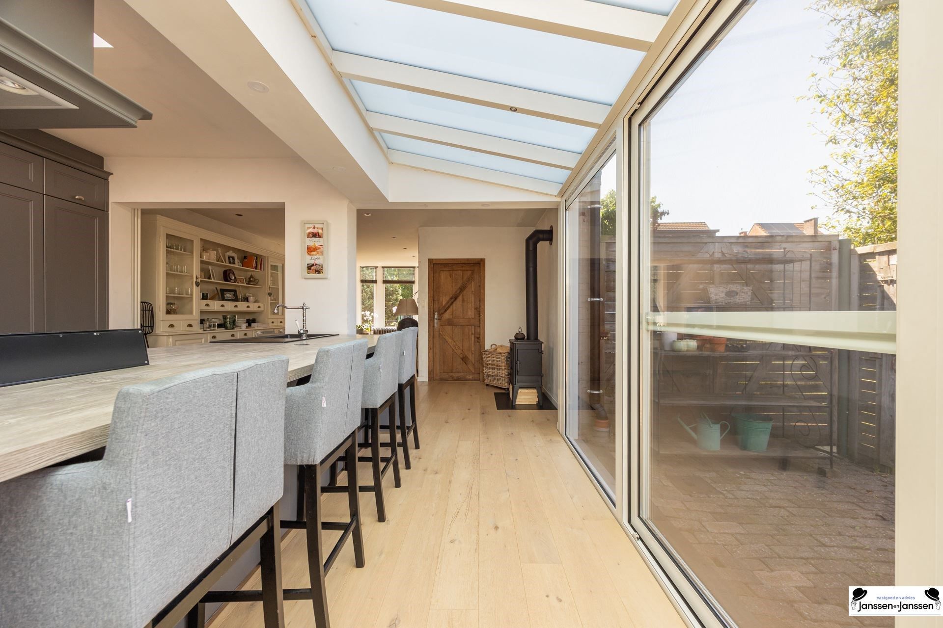 Charmante Woning met Historische Charme in Kapellen foto 8