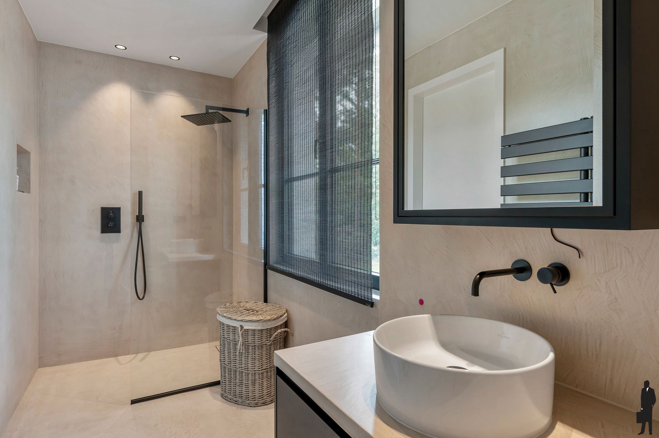Exclusieve villa met zwembad en bijgebouw op 6.457 m² foto 23
