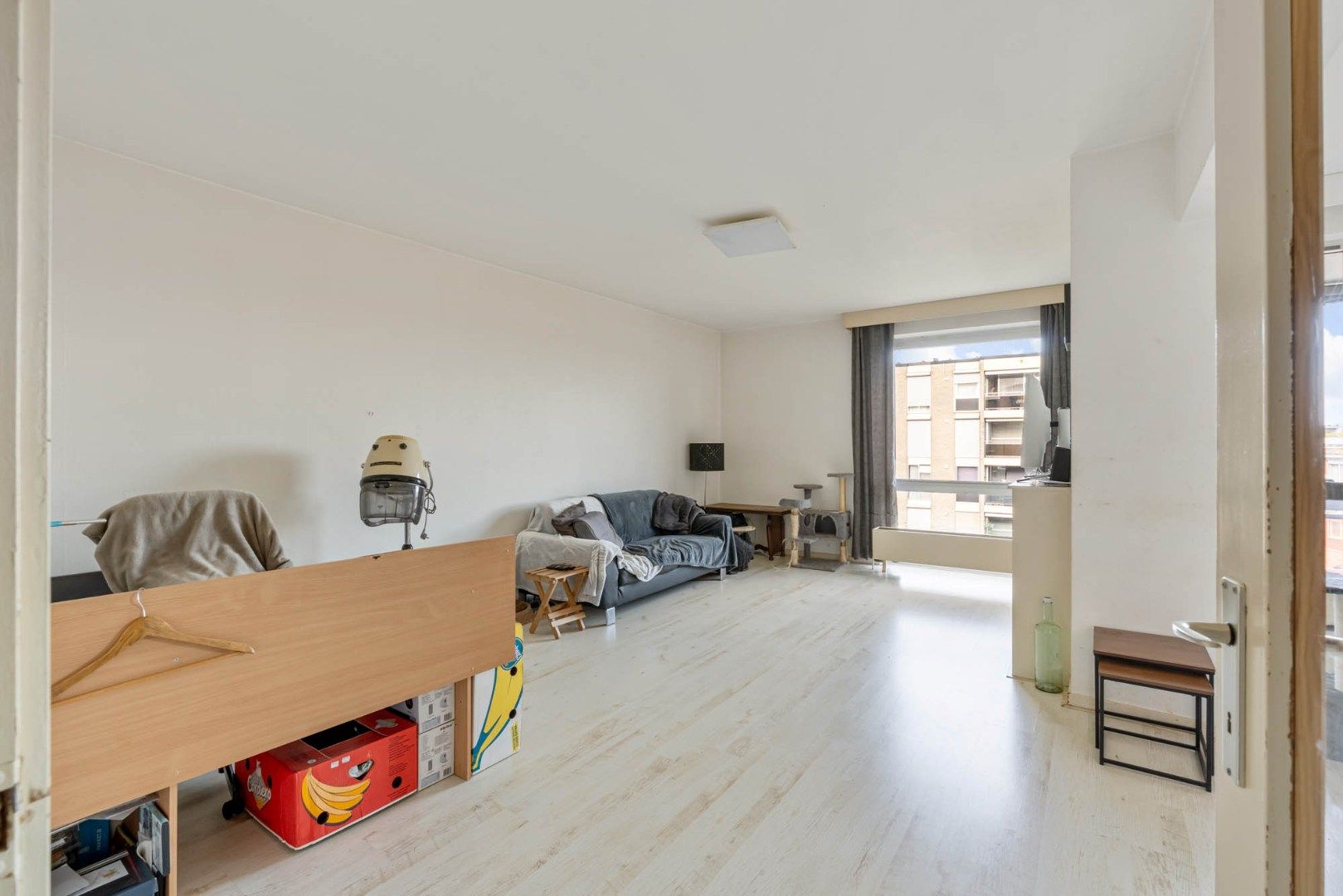 Functioneel investeringsappartement voorzien van 3 slaapkamers, een terras, autostandplaats en kelderberging!  foto 8