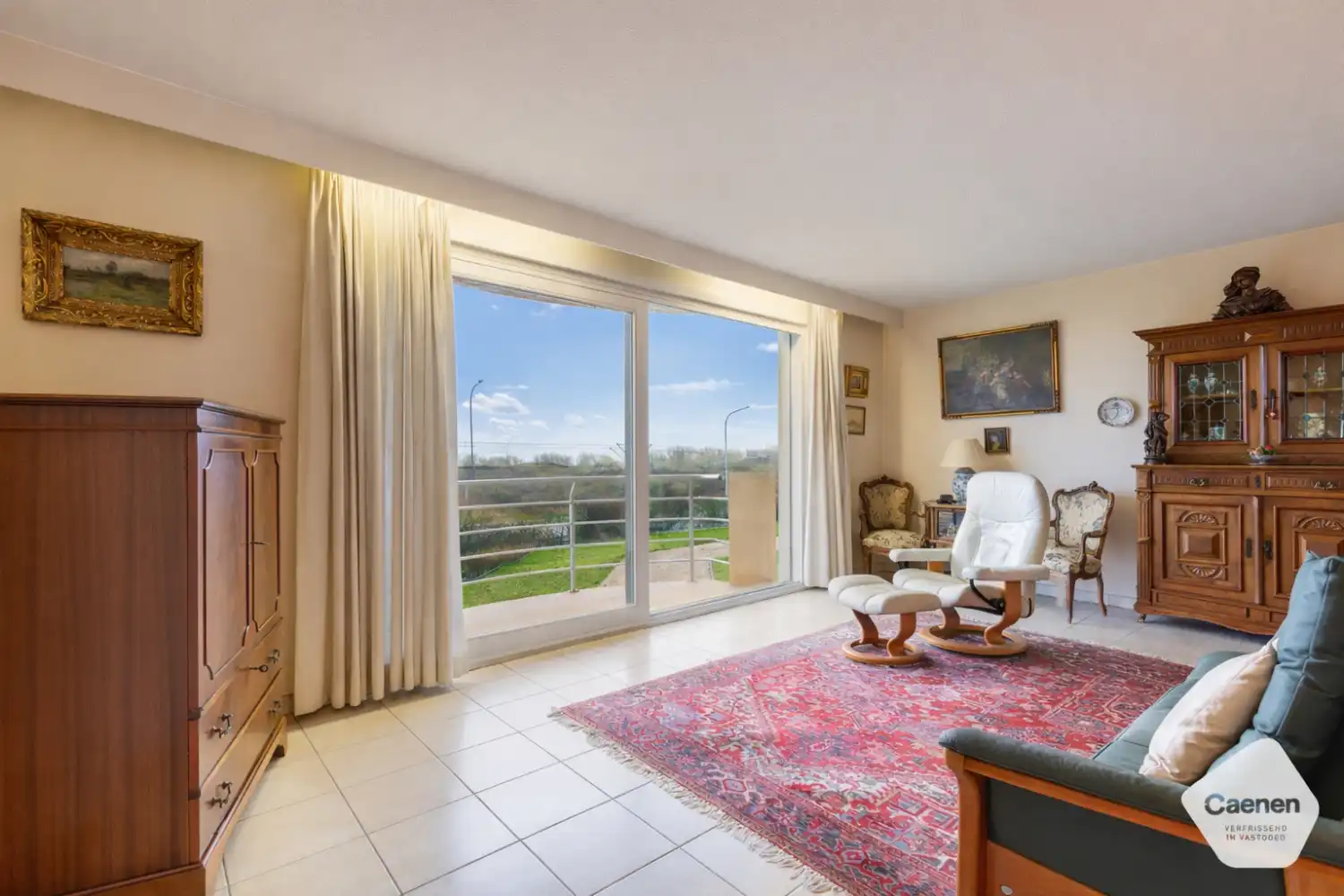 Zuid-west gericht met 2 slaapkamers en zicht op de duinen foto {{pictureIndex}}