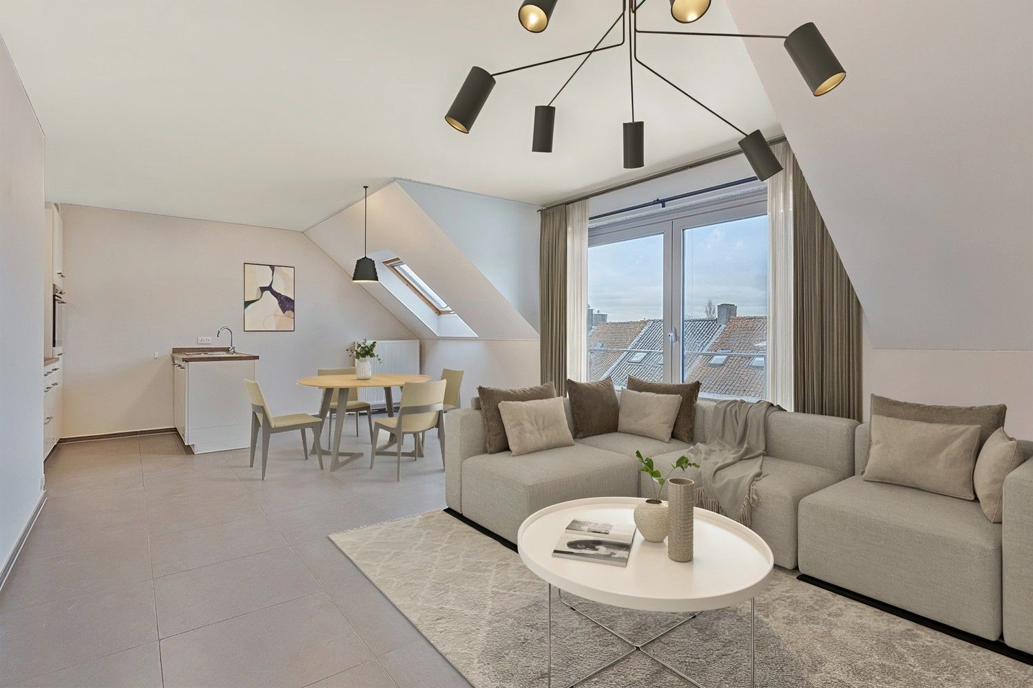 Verzorgd appartement met ruim terras foto 5