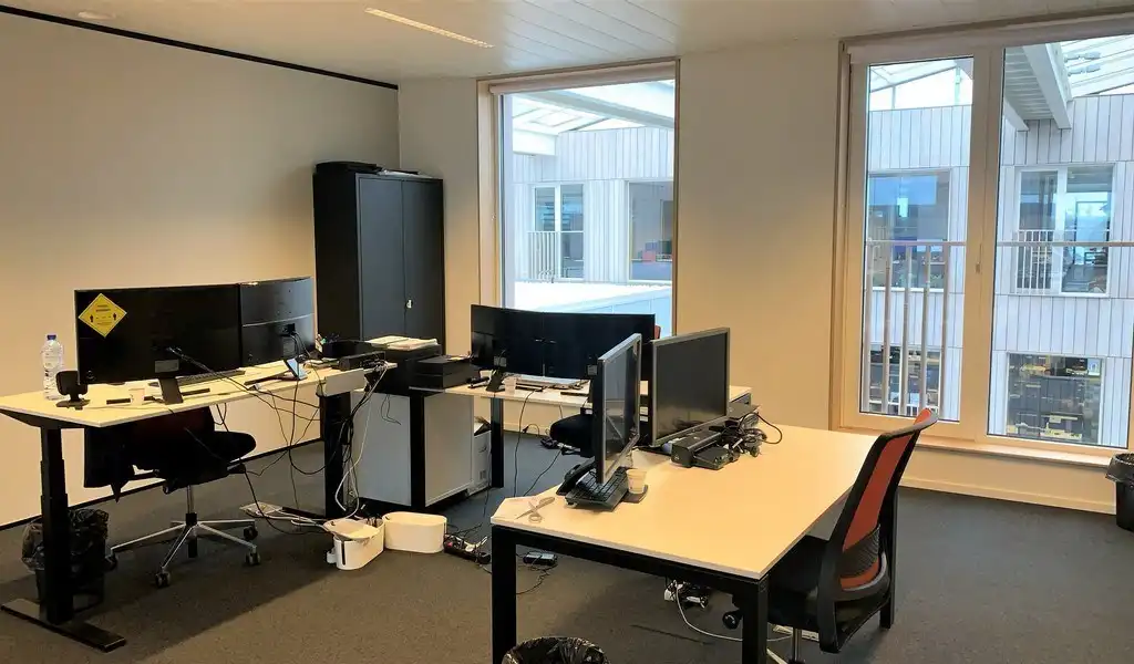 Gemeubeld kantoor in businesscenter Talentarena aan Dampoort station foto 14