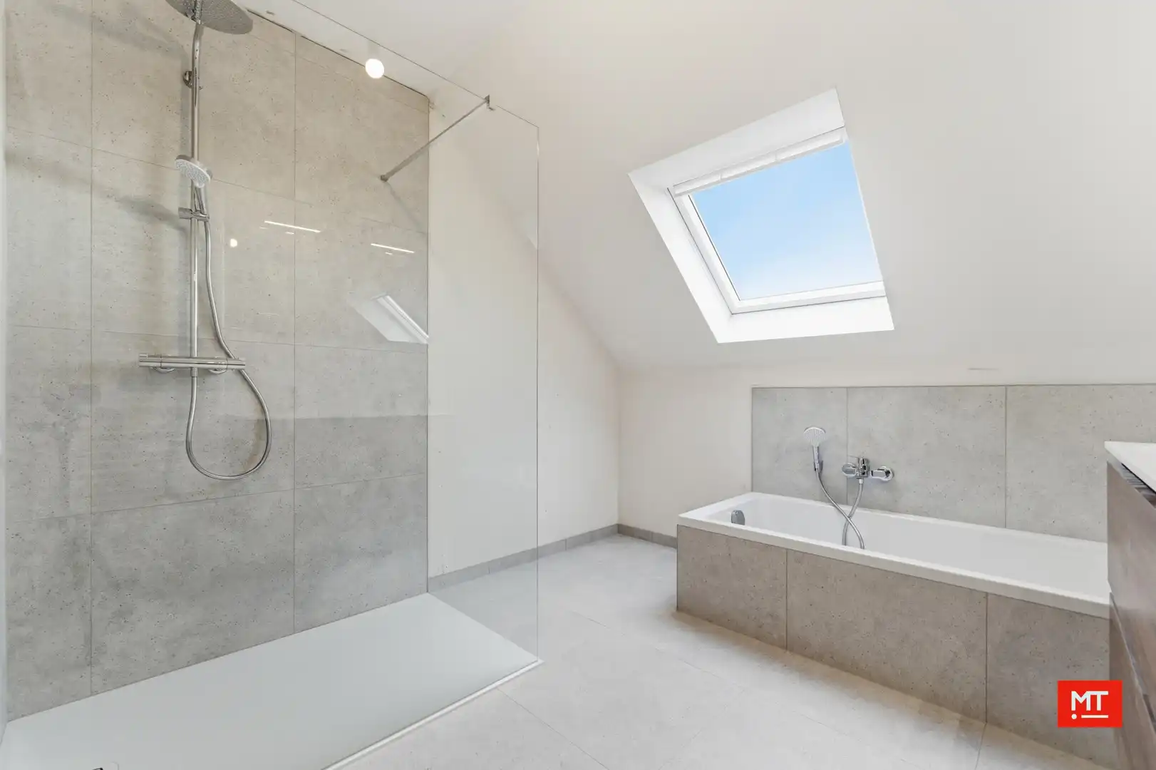 Huis te koop foto 12