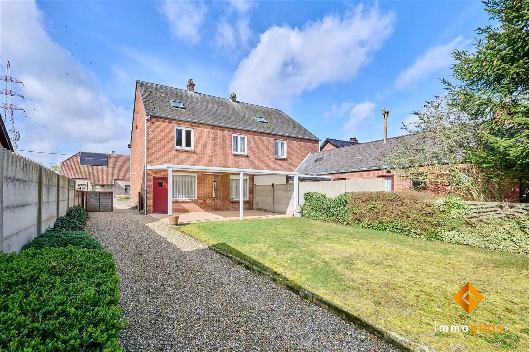 Verrassend ruime, te renoveren woning met 3 slaapkamers en uitbreidingsmogelijkheden op zolder! foto 21