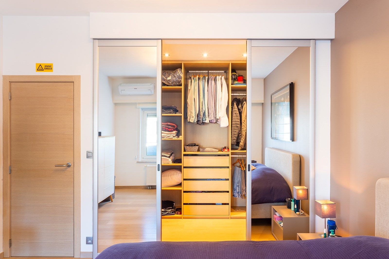 Luxueus 100% instapklaar 2-slaapkamer appartement foto 16
