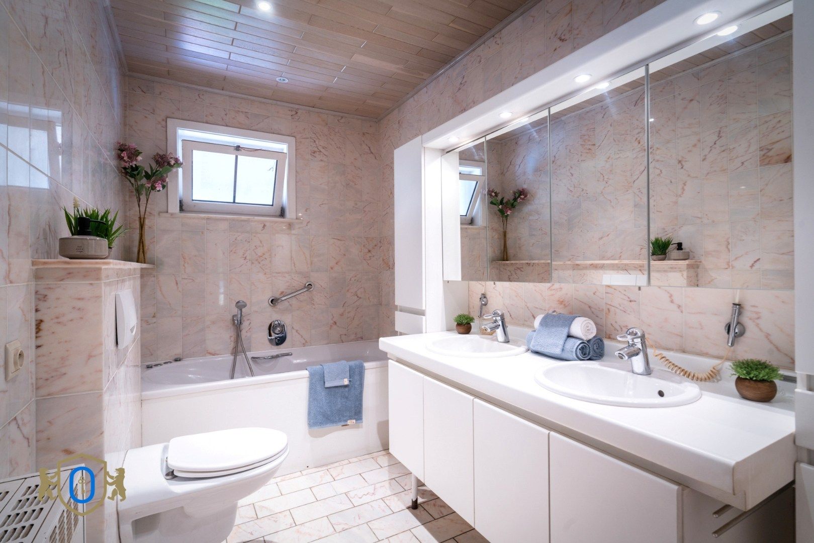 5-slpkr villa met tuin & bijgebouwen foto 19