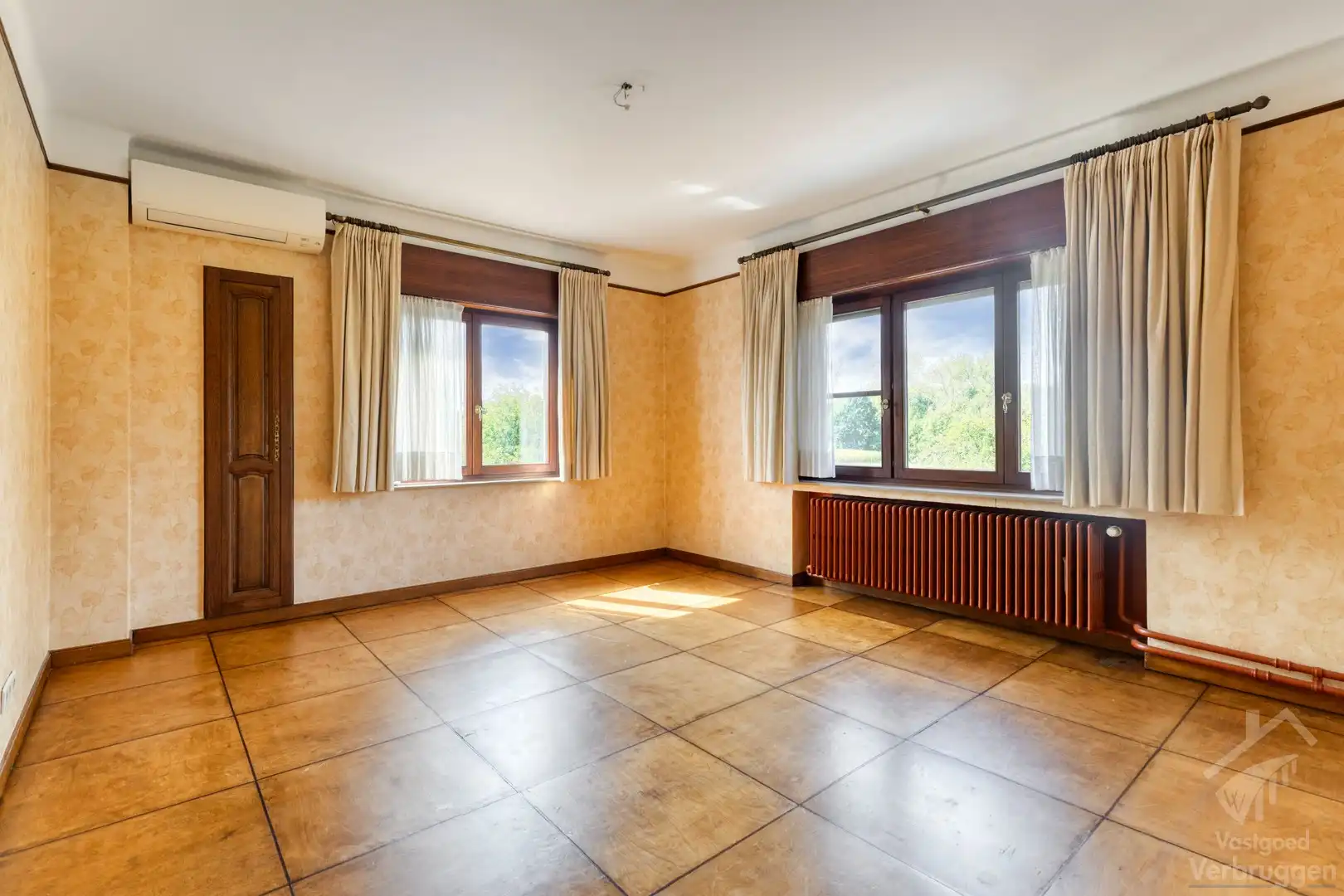 Luxueuze villa met 5 slaapkamers, bureau en ruime tuin op groot perceel in Aalst (Herdersem) foto 16