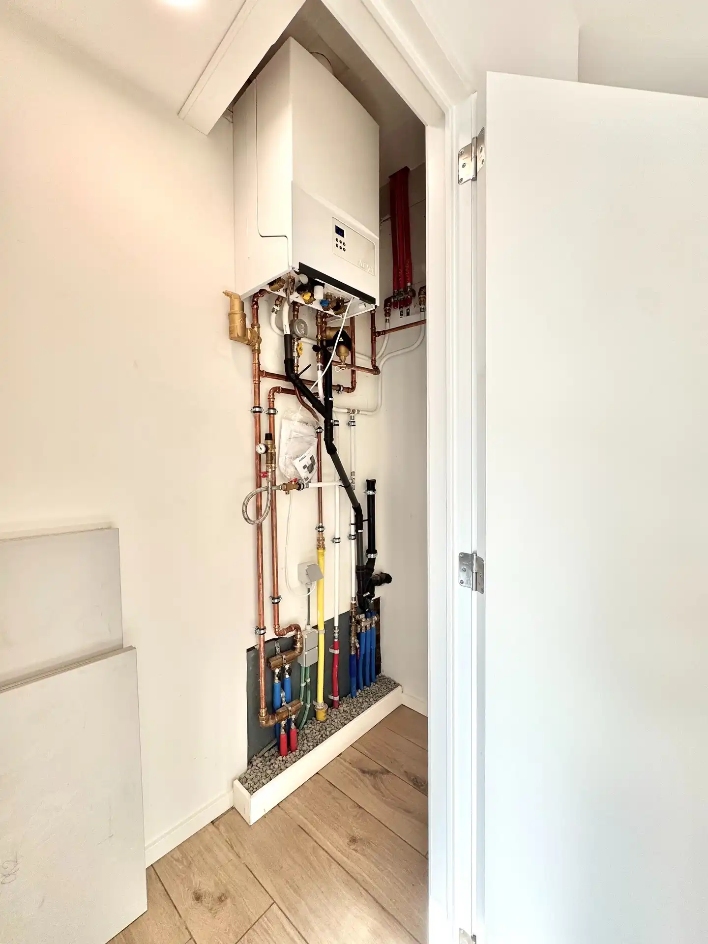 VOLLEDIG GERONOVEERDE WONING | 3 KAMERS | EPC B foto 15