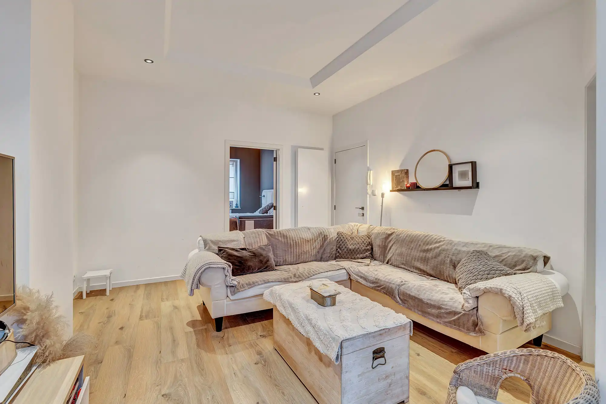 Gerenoveerd appartement - 2 slpk en ruim terras te Molenbeek foto 8