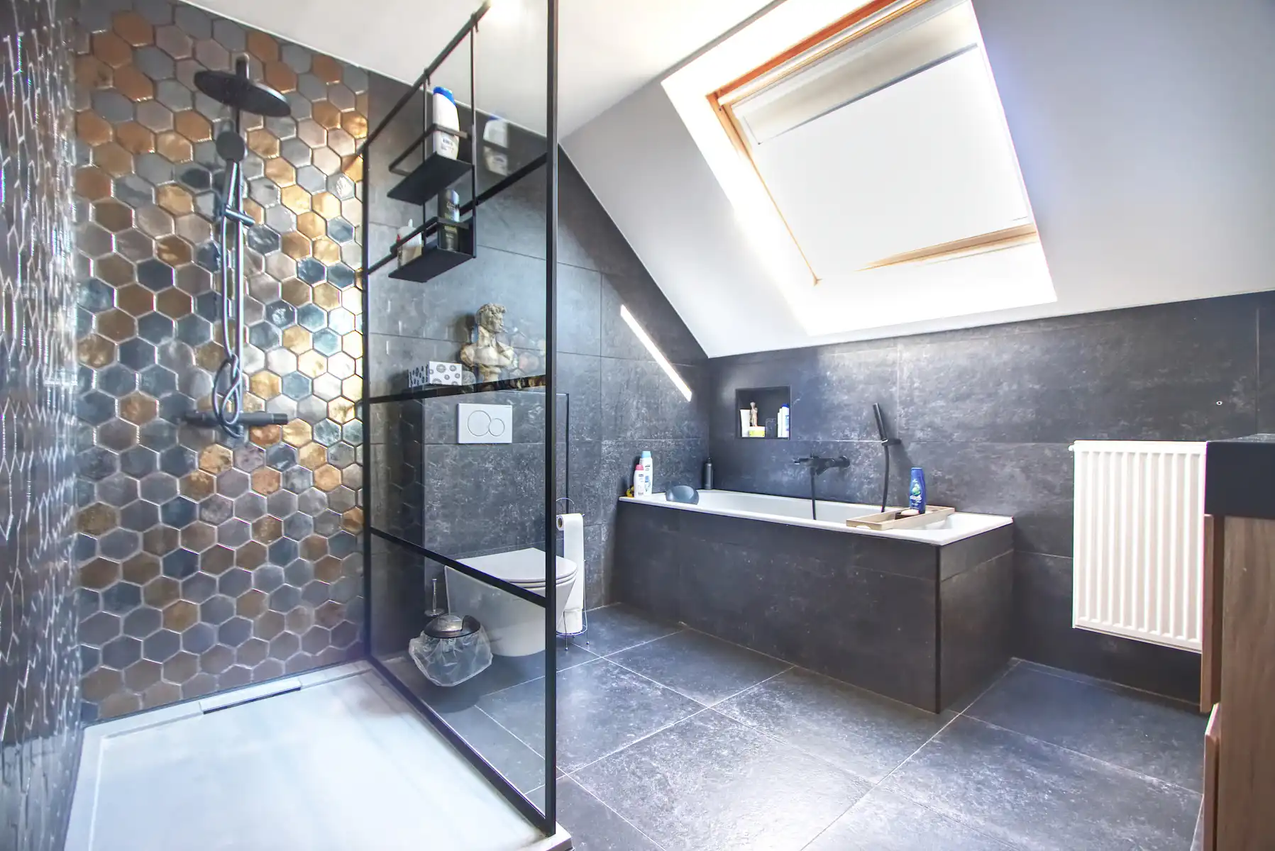 WONING - HOB - 3 SLK - GARAGE - TERRAS - VERANDA - TUIN foto 22