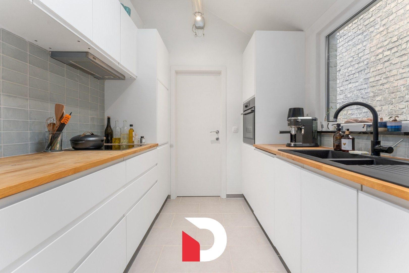 Instapklare woning in hartje Assebroek foto 5