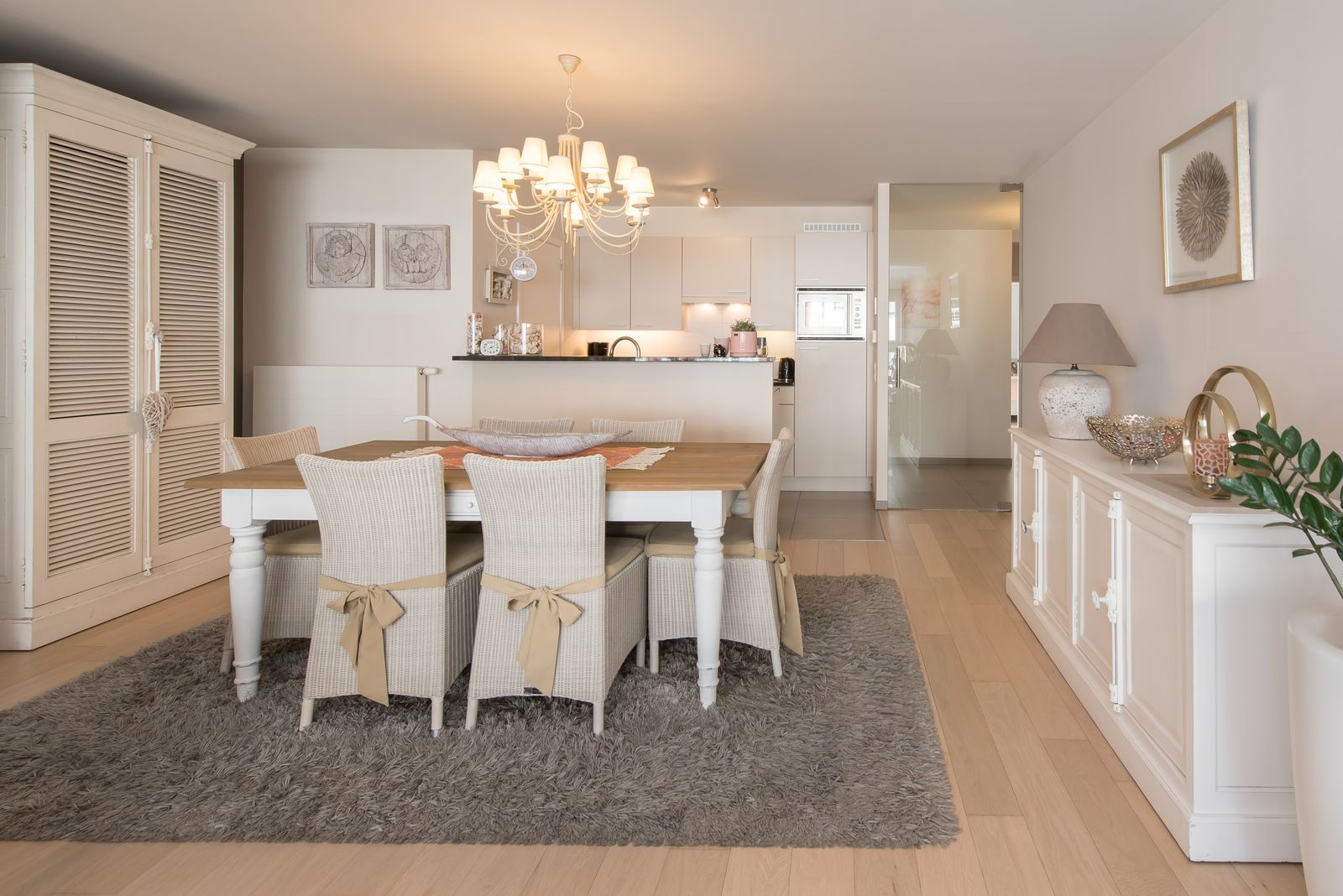 Recent en modern appartement met 3 slpk en zonnig terras ! foto 5