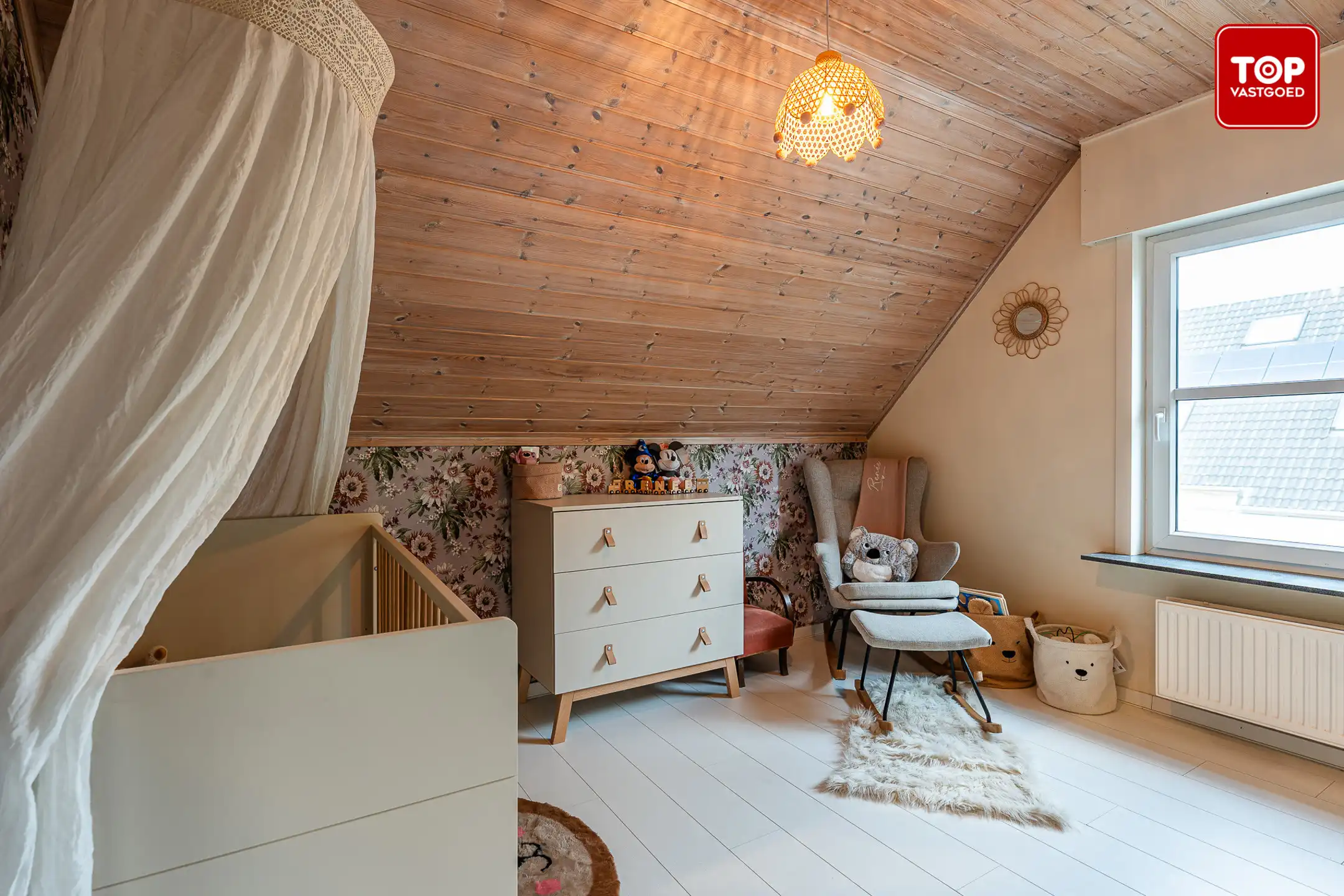 Instapklare woning met 3 slaapkamers en leuke tuin.  foto 12