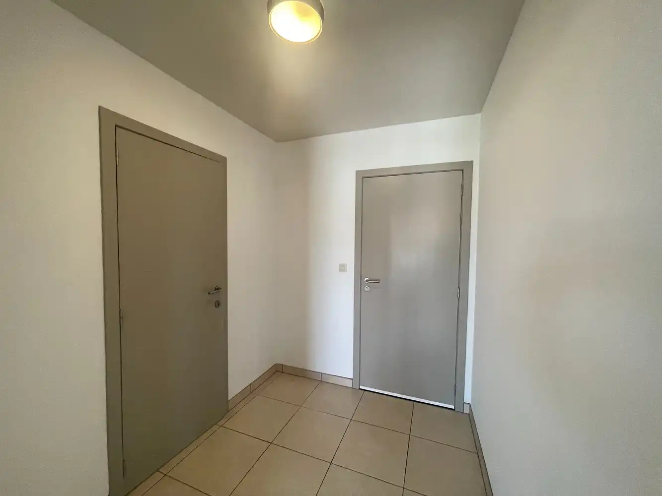 Appartement met terras en garage in het centrum van Moerbeke foto 6