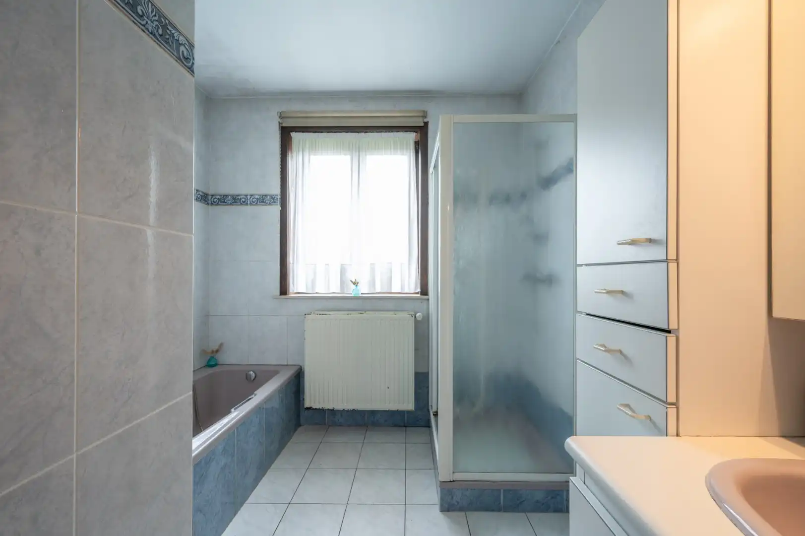 Vrijstaande woning op leuke ligging te Beernem! foto 11