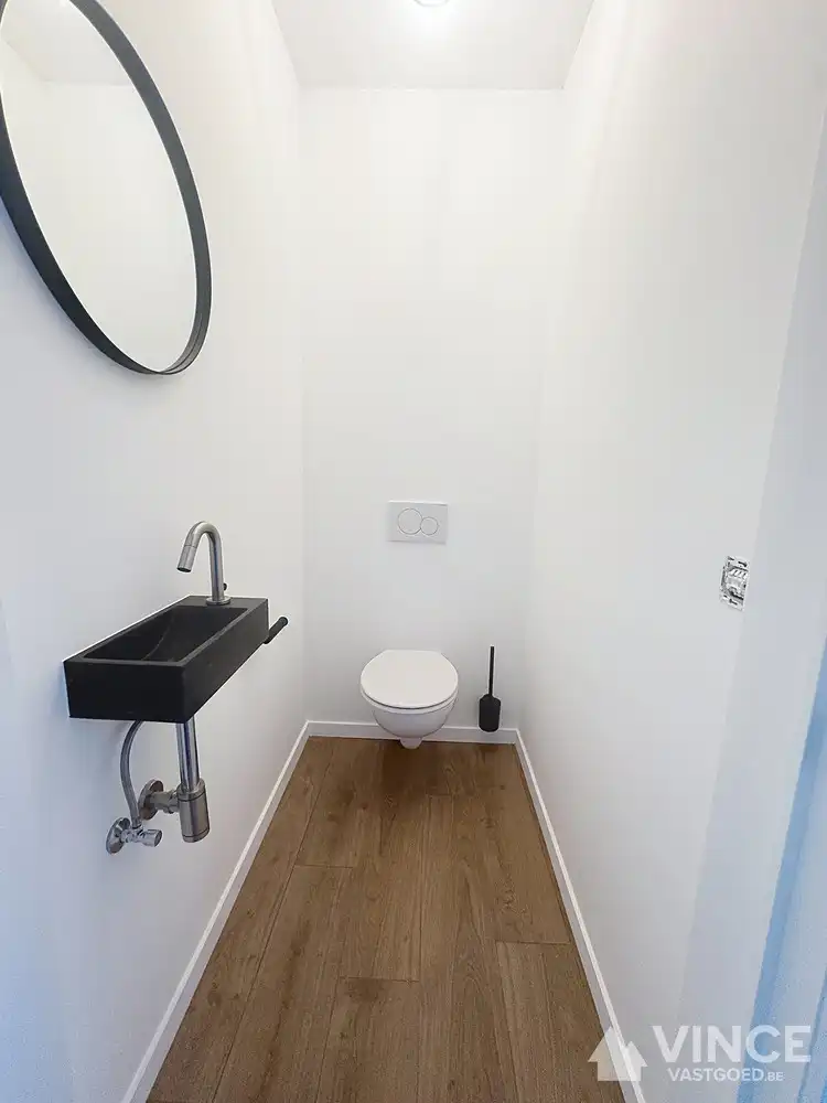 Volledig gerenoveerde, energiezuinige woning met tuin. foto 11